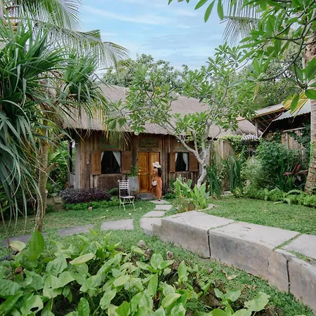 The Onion Collective Hostel Ubud  Bagian luar foto